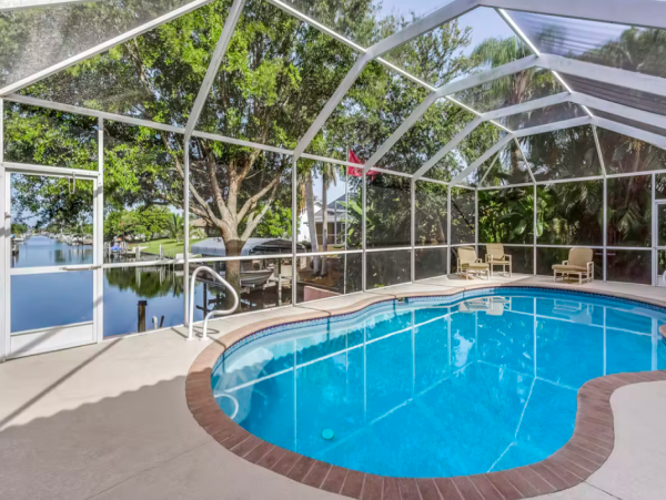 Cape Coral Luxury Vacation Home on the Water