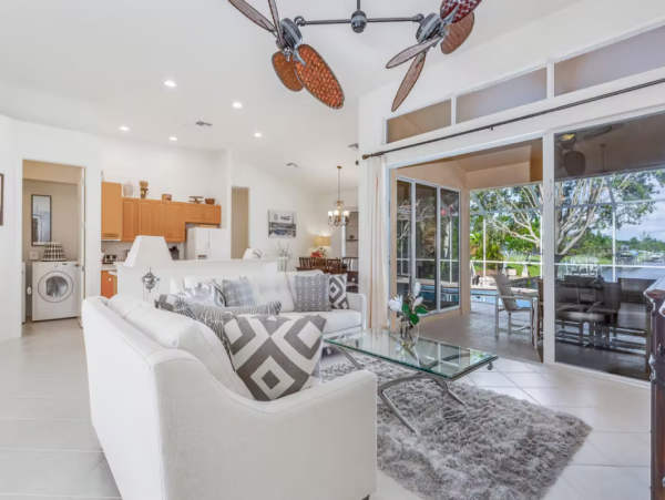 Cape Coral Luxury Vacation Home on the Water