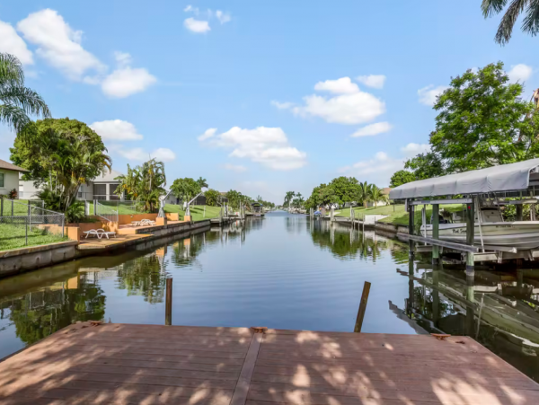 Cape Coral Luxury Vacation Home on the Water