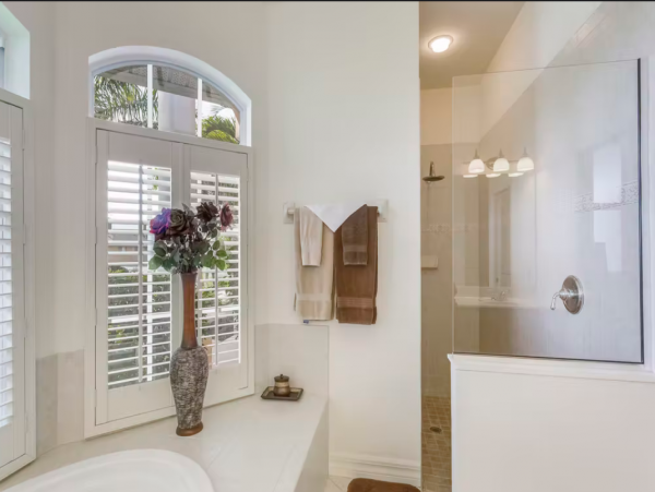 Cape Coral Luxury Vacation Home on the Water