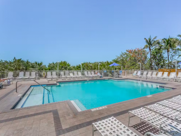 Waterfront Penthouse with Full Ocean Views in Fort Myers Beach