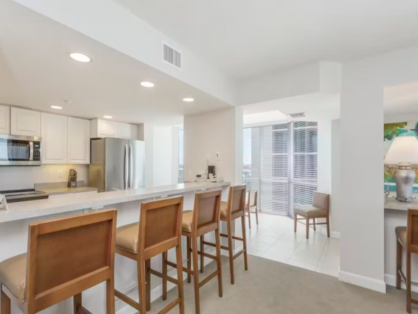 Waterfront Penthouse with Full Ocean Views in Fort Myers Beach