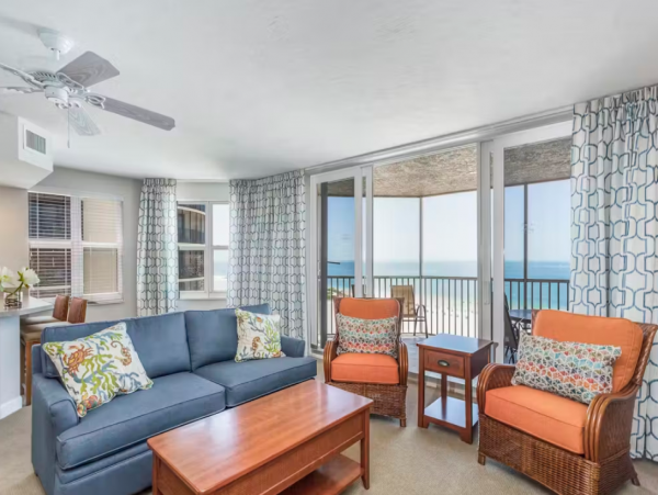 Waterfront Penthouse with Full Ocean Views in Fort Myers Beach