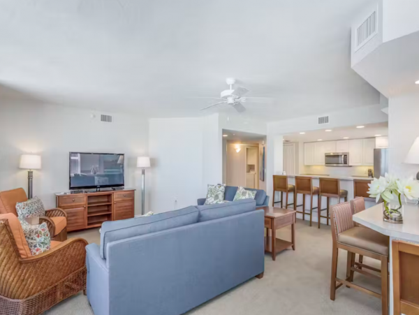 Waterfront Penthouse with Full Ocean Views in Fort Myers Beach