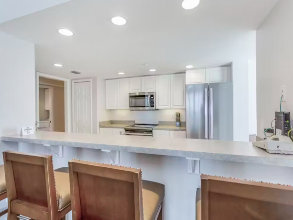 Waterfront Penthouse with Full Ocean Views in Fort Myers Beach