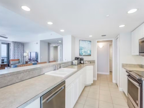 Waterfront Penthouse with Full Ocean Views in Fort Myers Beach