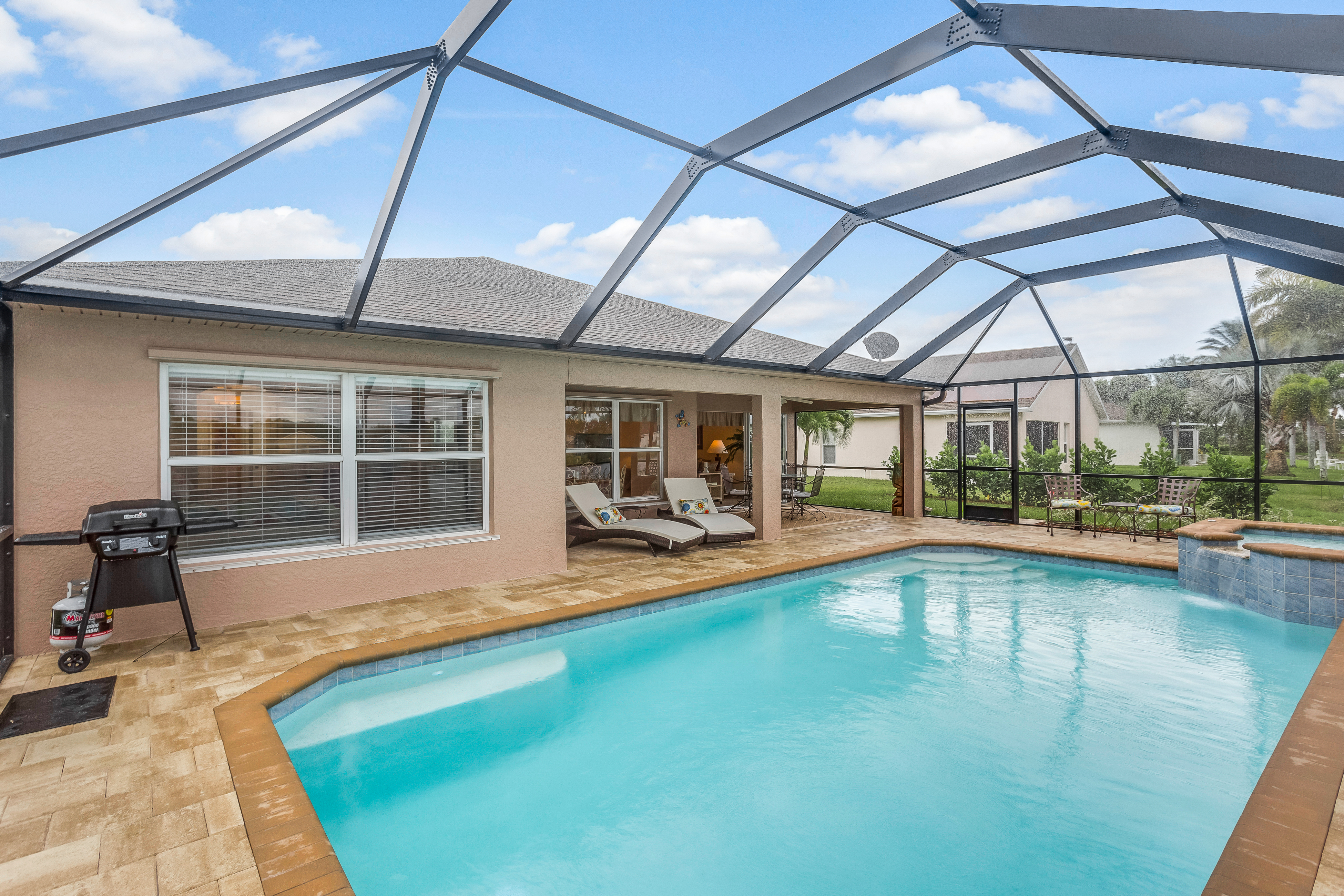 Fort Myers Home 904932
