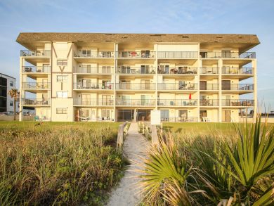Cocoa Beach Condo 904935