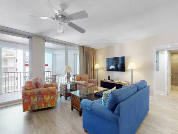 Fort Myers Beach Condo with 2 Bedrooms