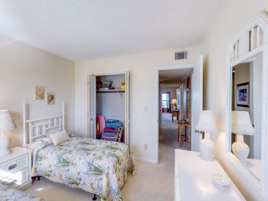 Cocoa Beach Condo 904939