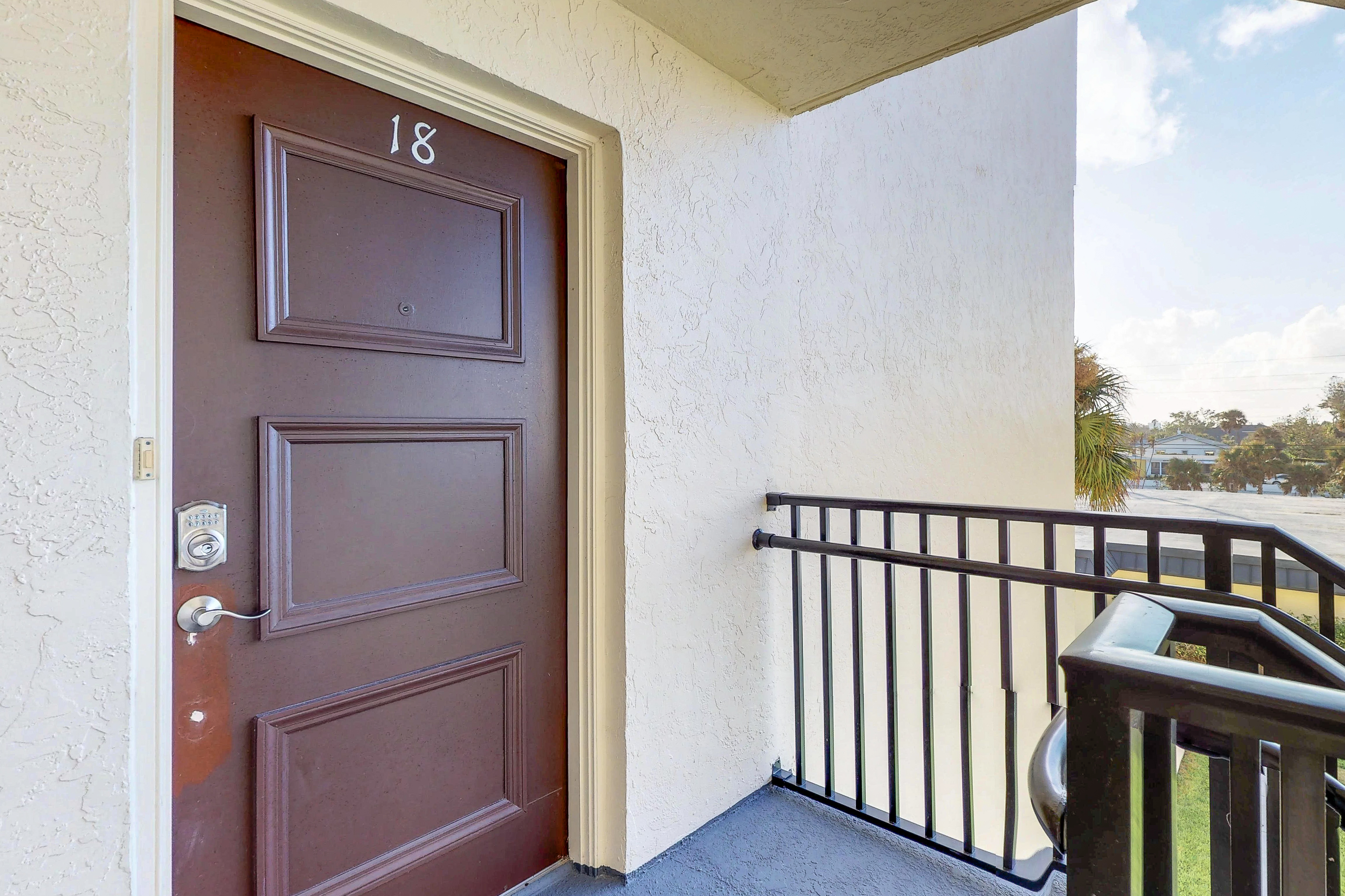 Cocoa Beach Condo 904939
