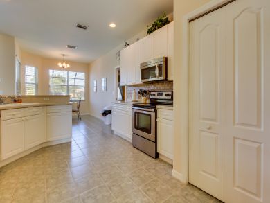 Fort Myers Home 904947