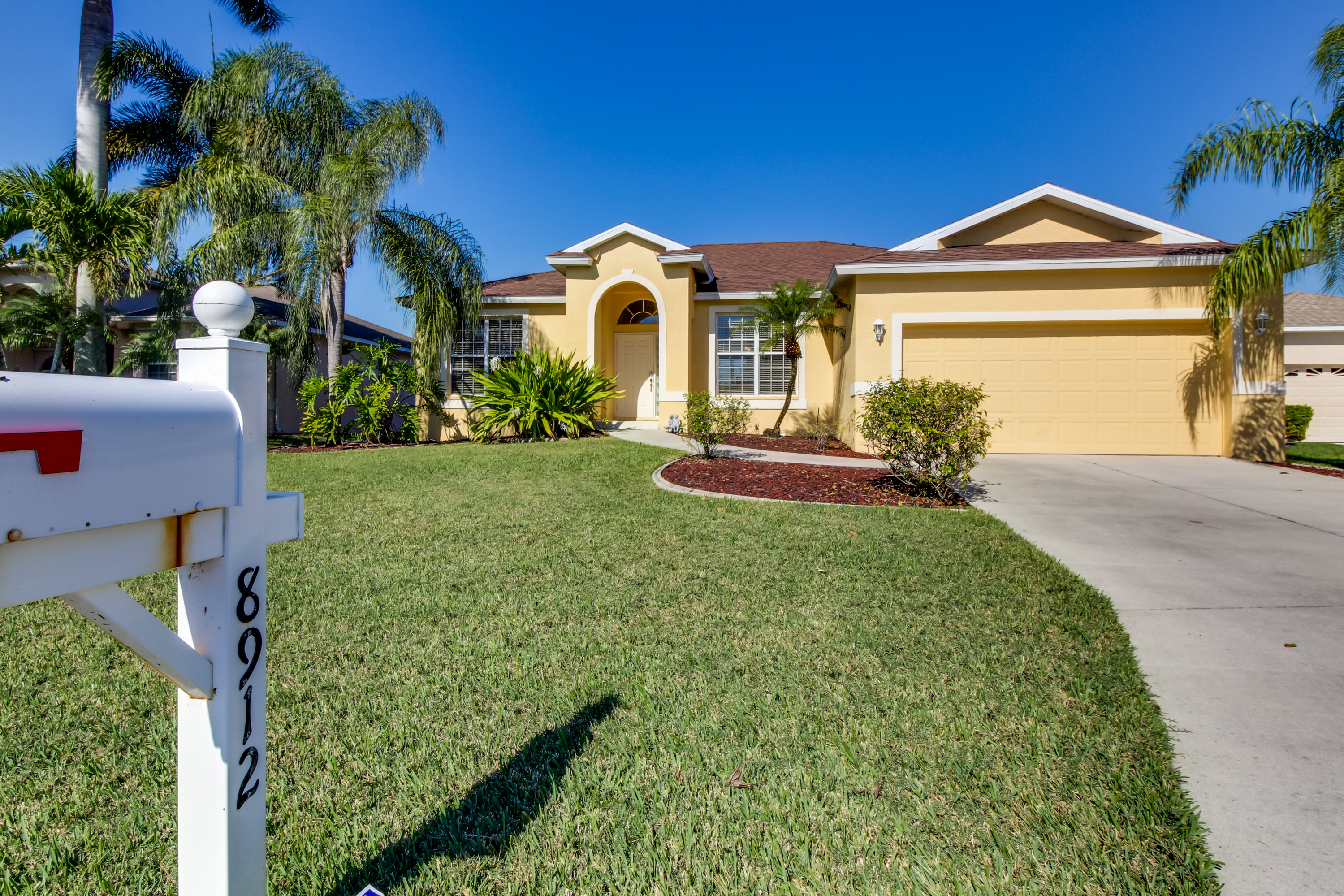 Fort Myers Home 904947
