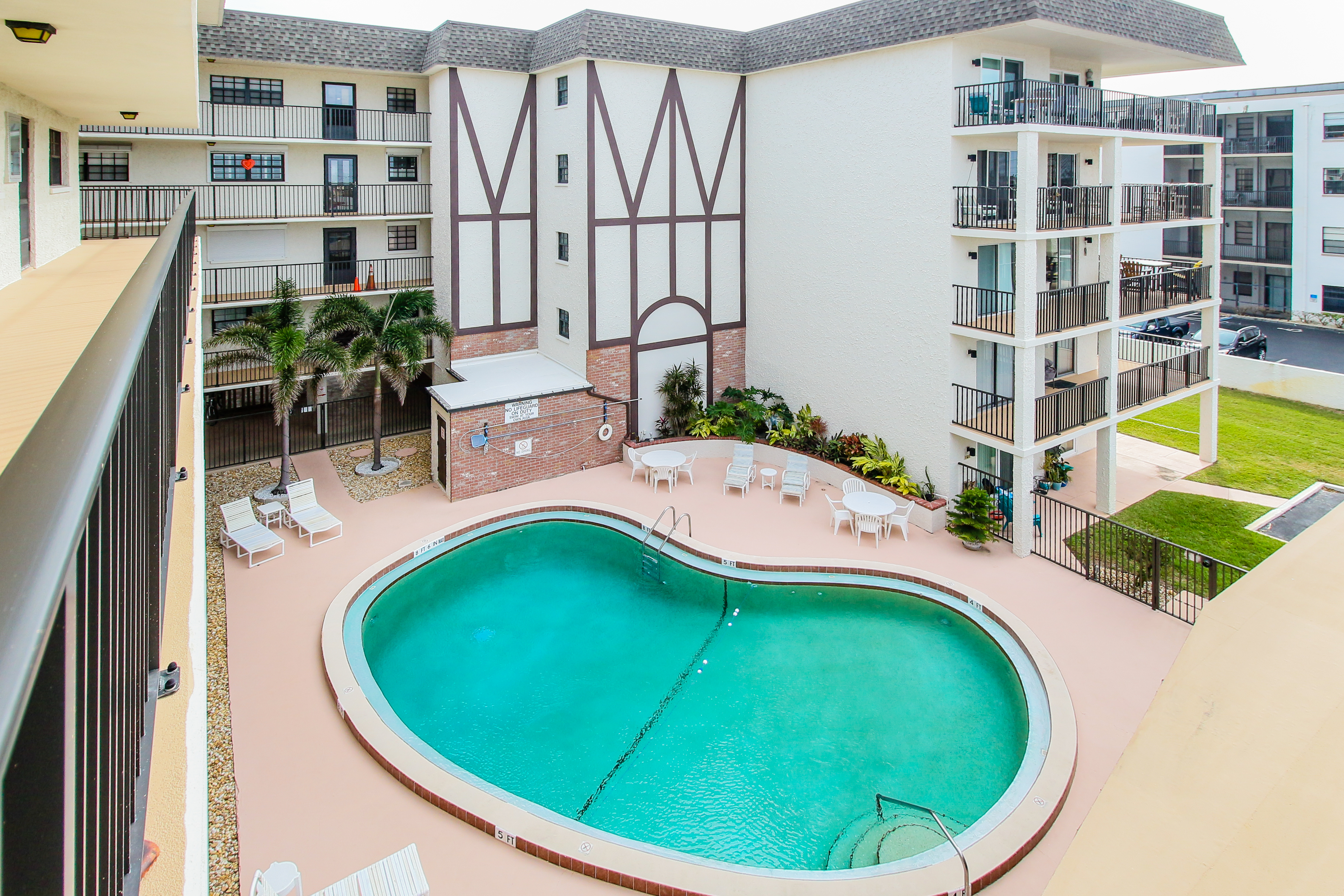 Cocoa Beach Condo 904952