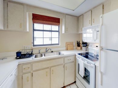 Cocoa Beach Condo 904952
