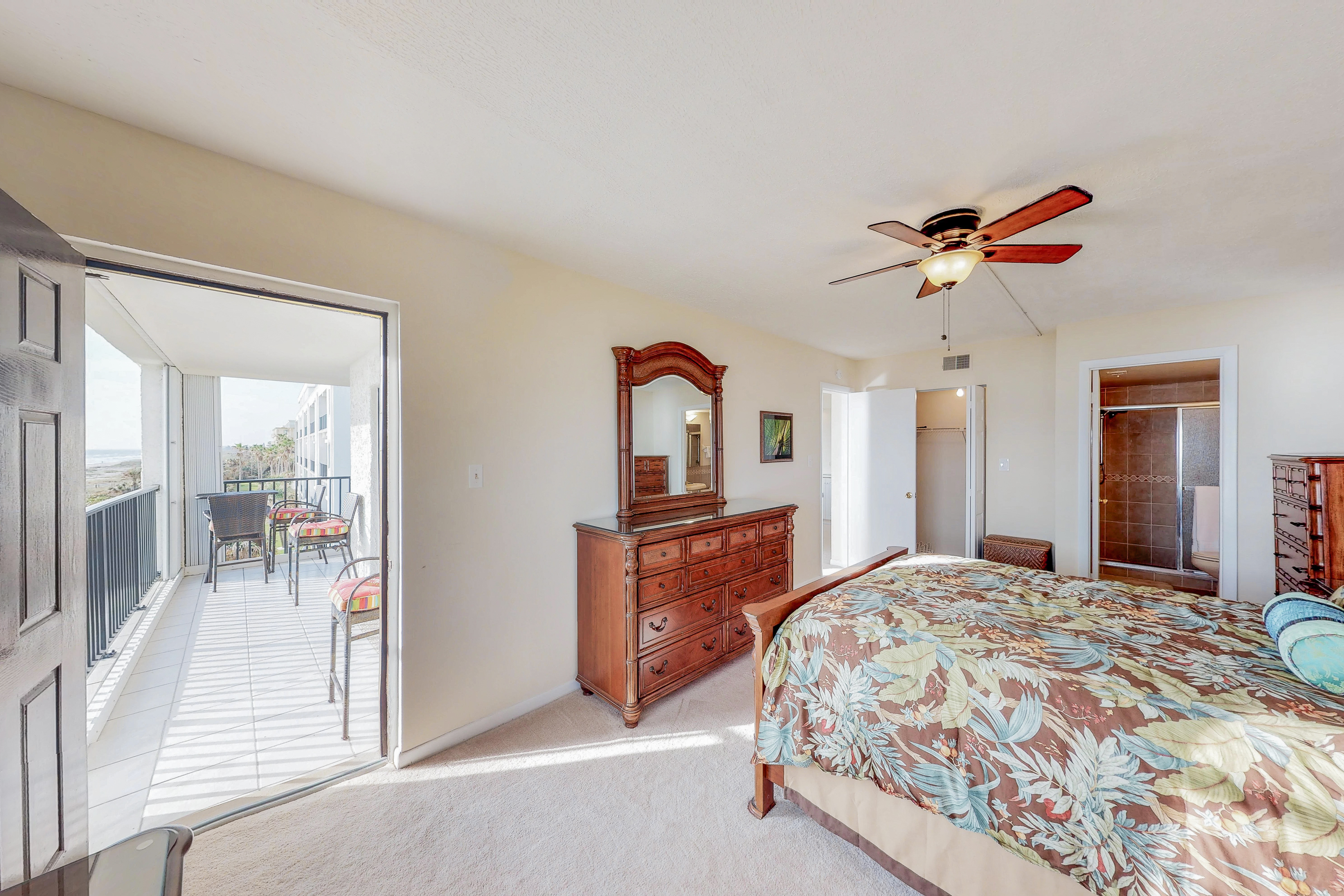 Cocoa Beach Condo 904952
