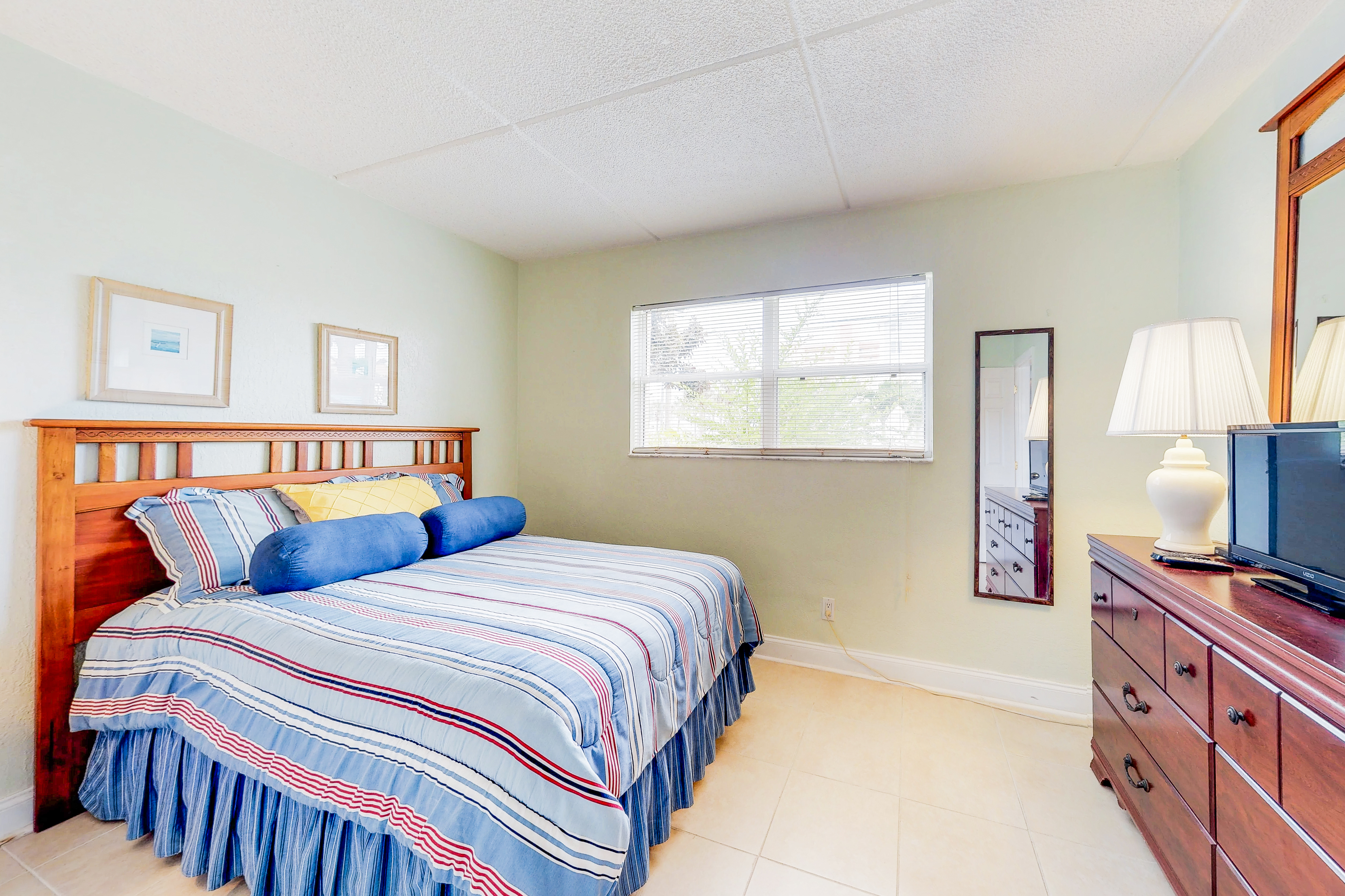 Cocoa Beach Condo 904962