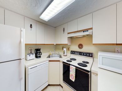 Cocoa Beach Condo 904965