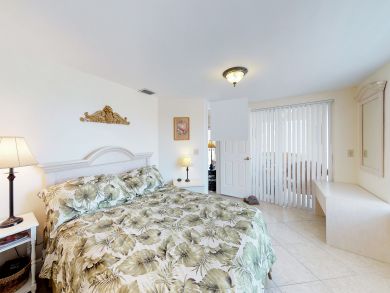 Cocoa Beach Condo 904965