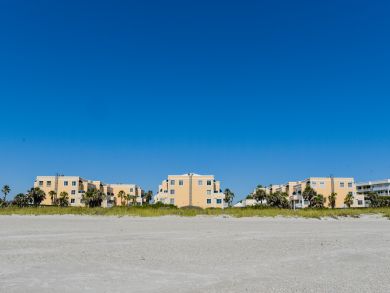 Cocoa Beach Condo 904965