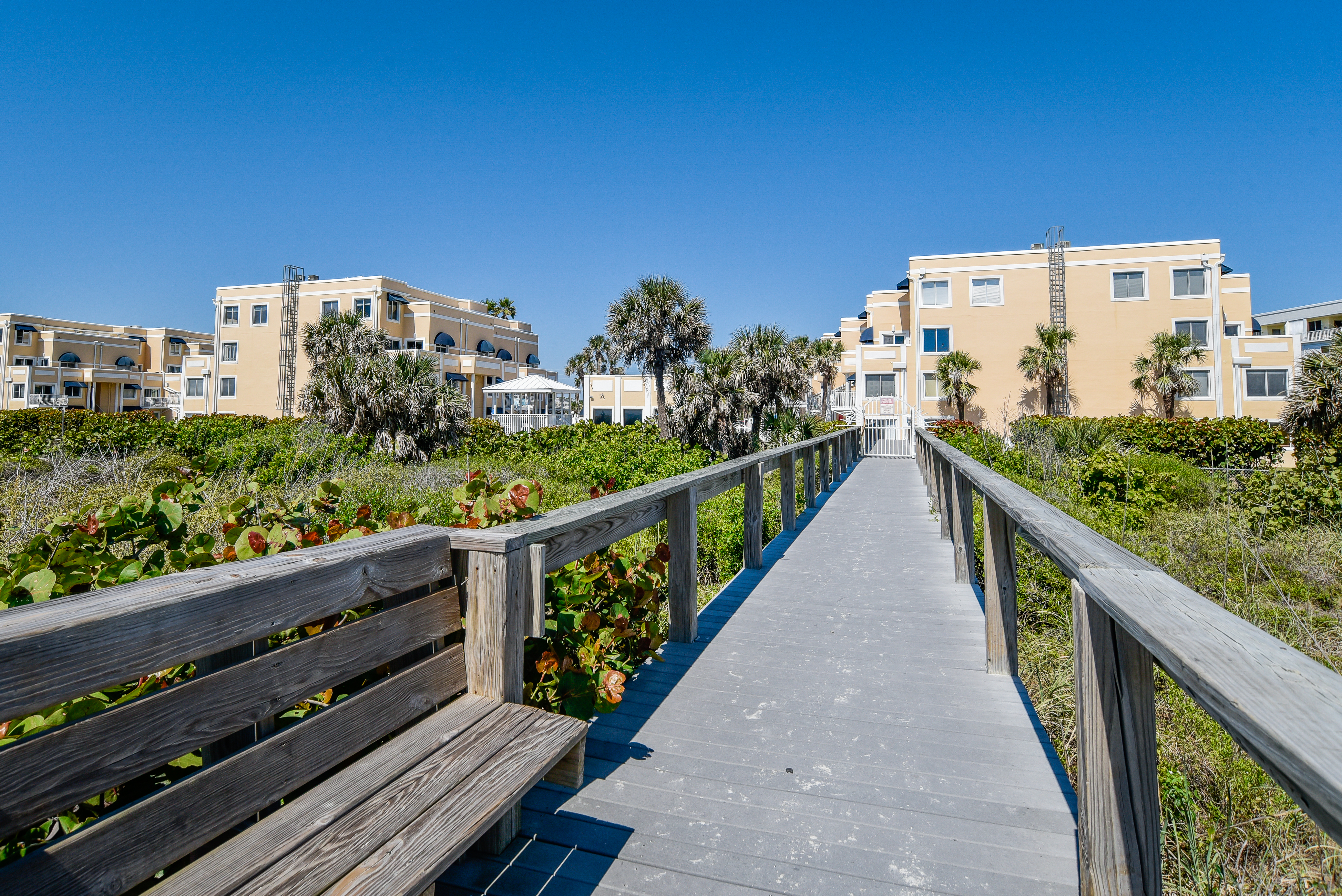 Cocoa Beach Condo 904965