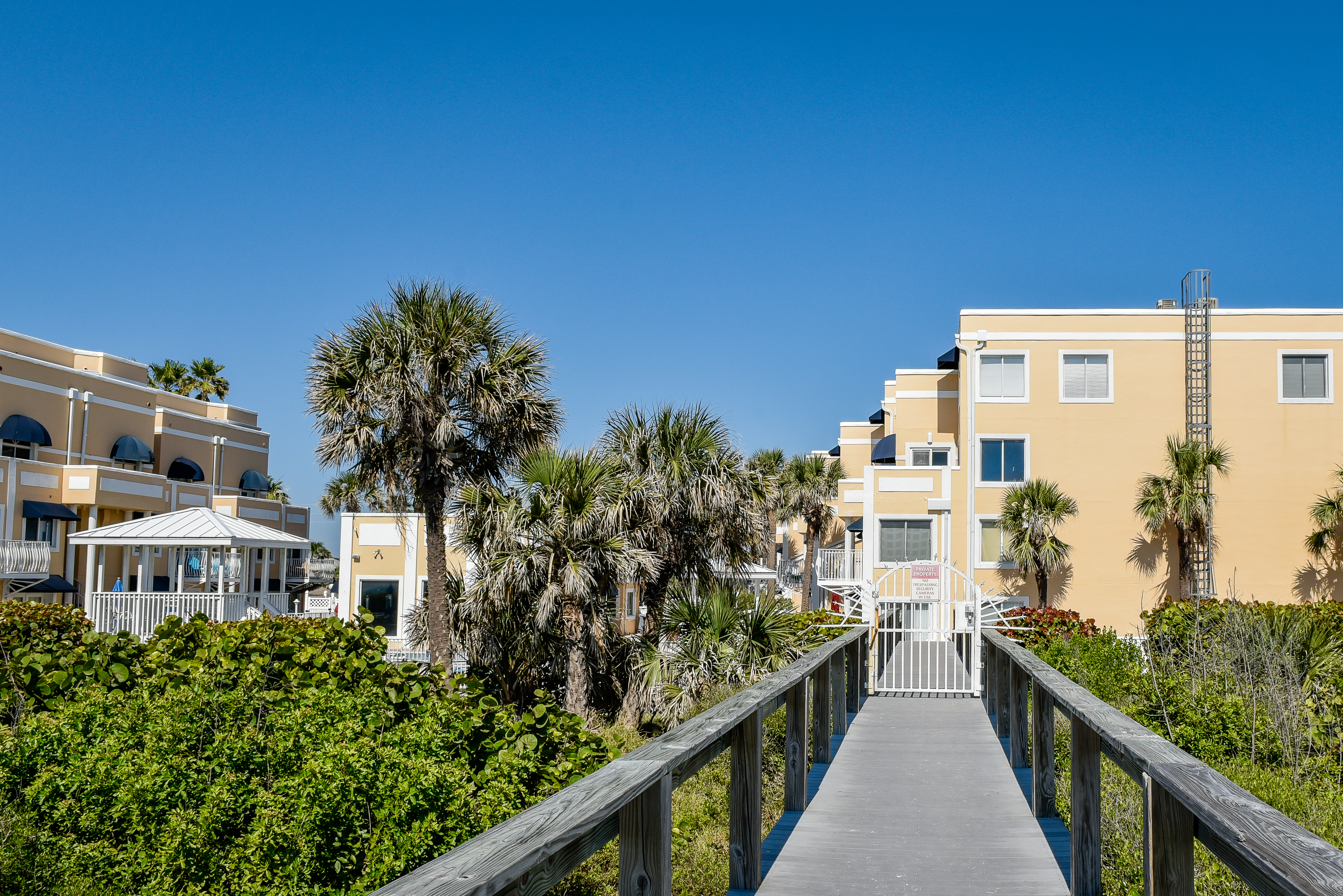 Cocoa Beach Condo 904965