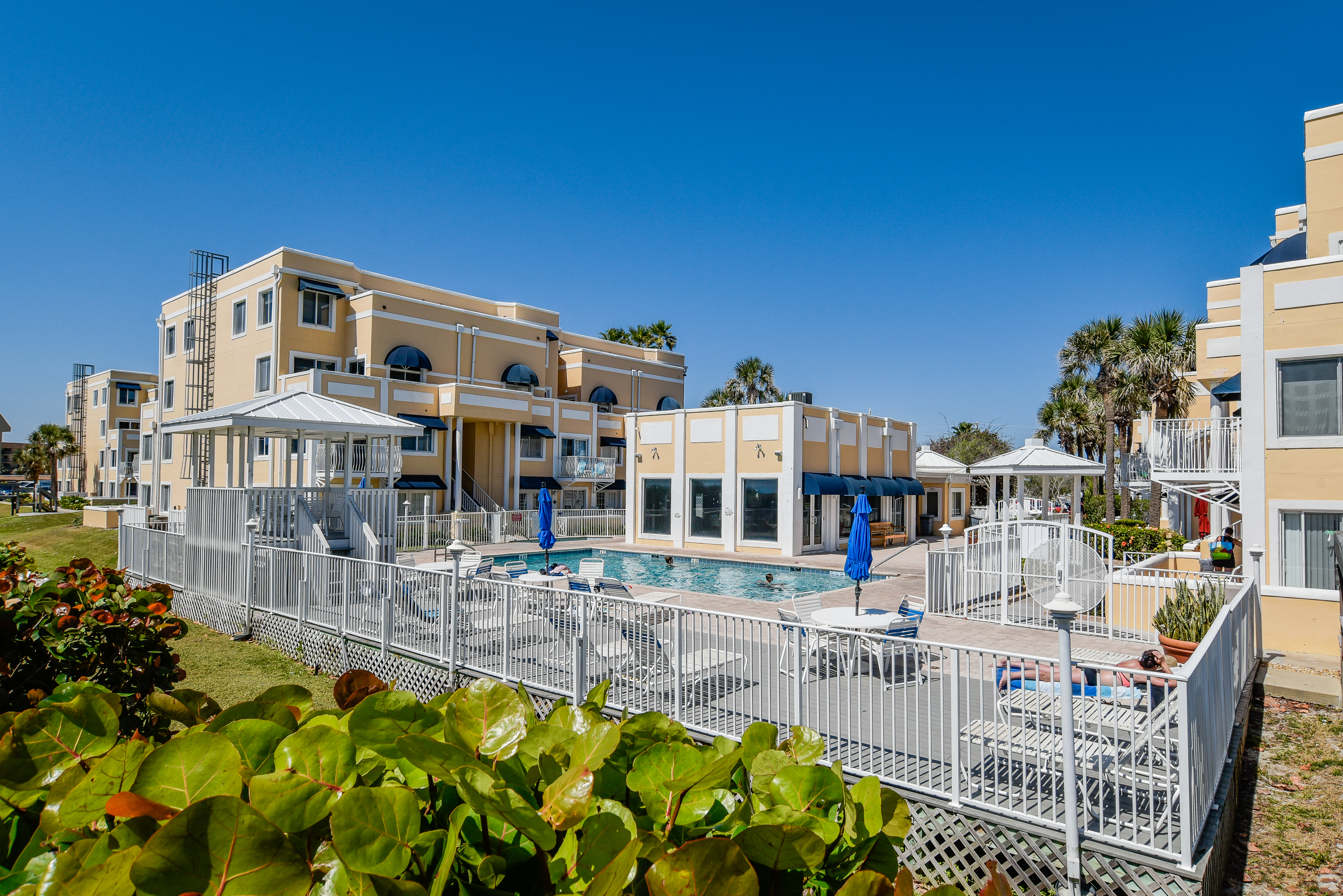 Cocoa Beach Condo 904965