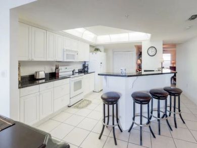 Daytona Beach Vacation Condo Sleeps Six Guests