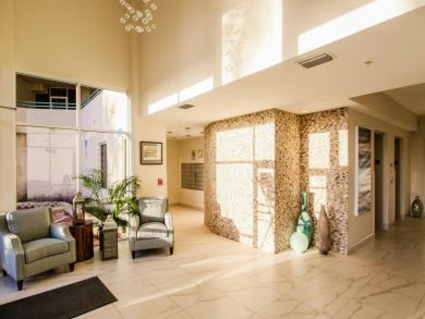 Daytona Beach Vacation Condo Sleeps Six Guests