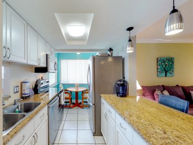 Cocoa Beach Condo 904975