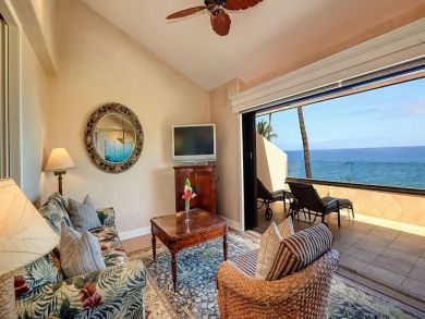Kihei Luxury Vacation Condo Two Bedrooms Sleeps Six