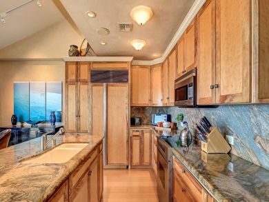 Kihei Luxury Vacation Condo Two Bedrooms Sleeps Six
