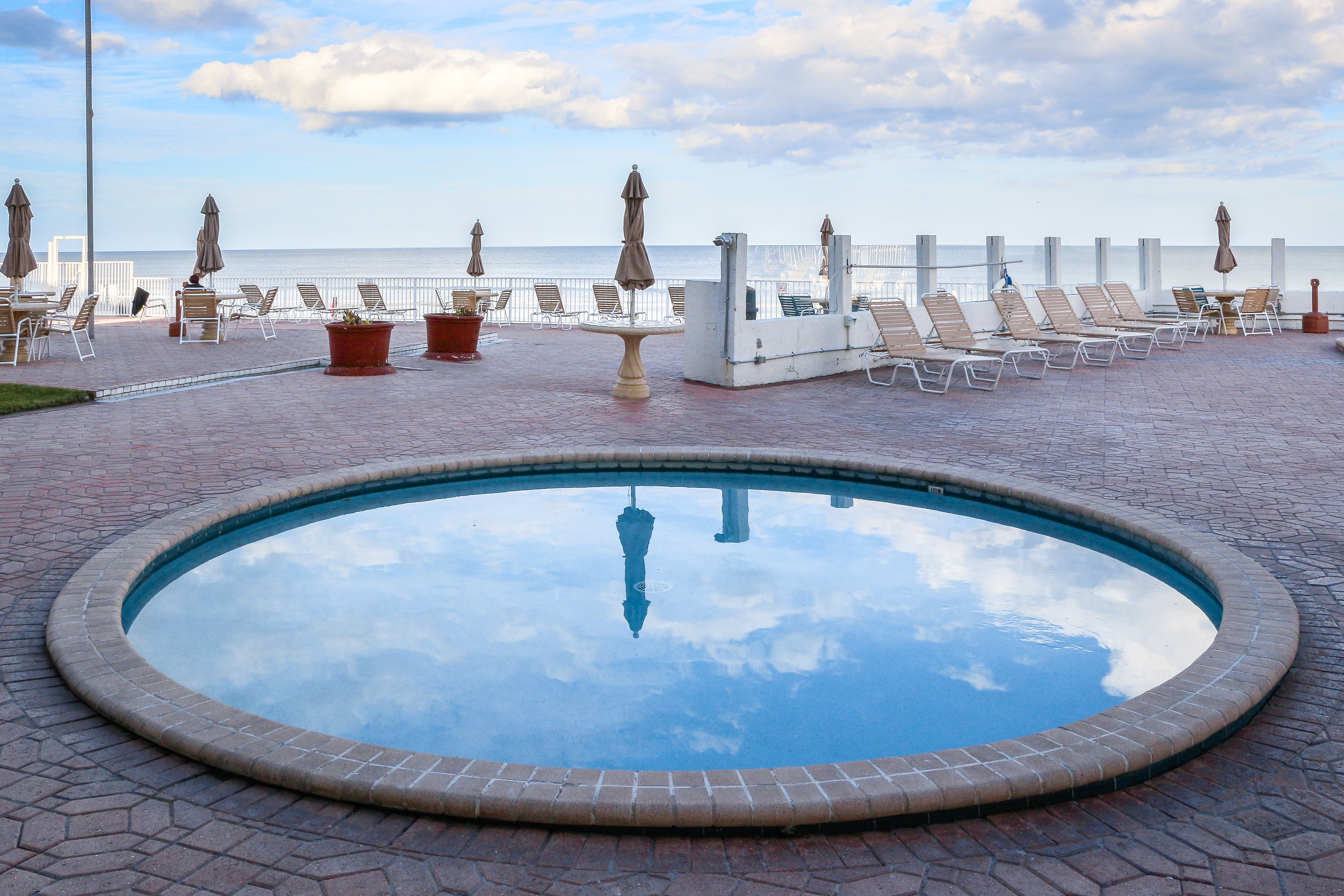 Daytona Beach Condo 905000