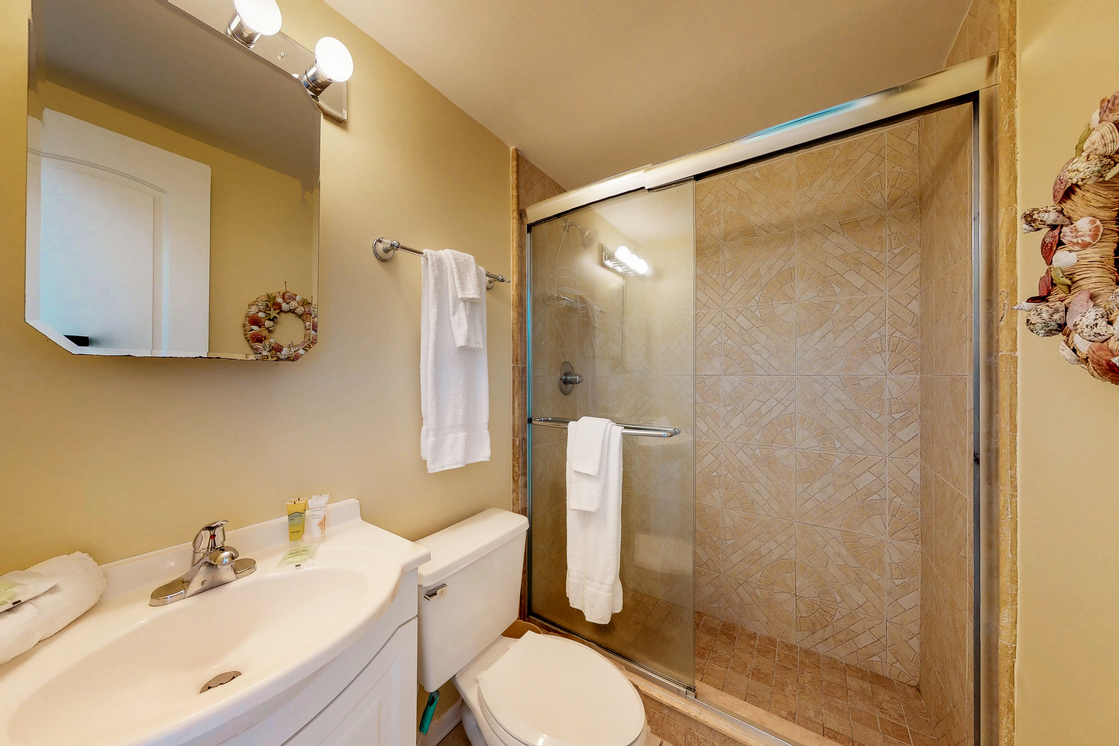 Daytona Beach Condo 905011 Daytona Beach Condo 905011