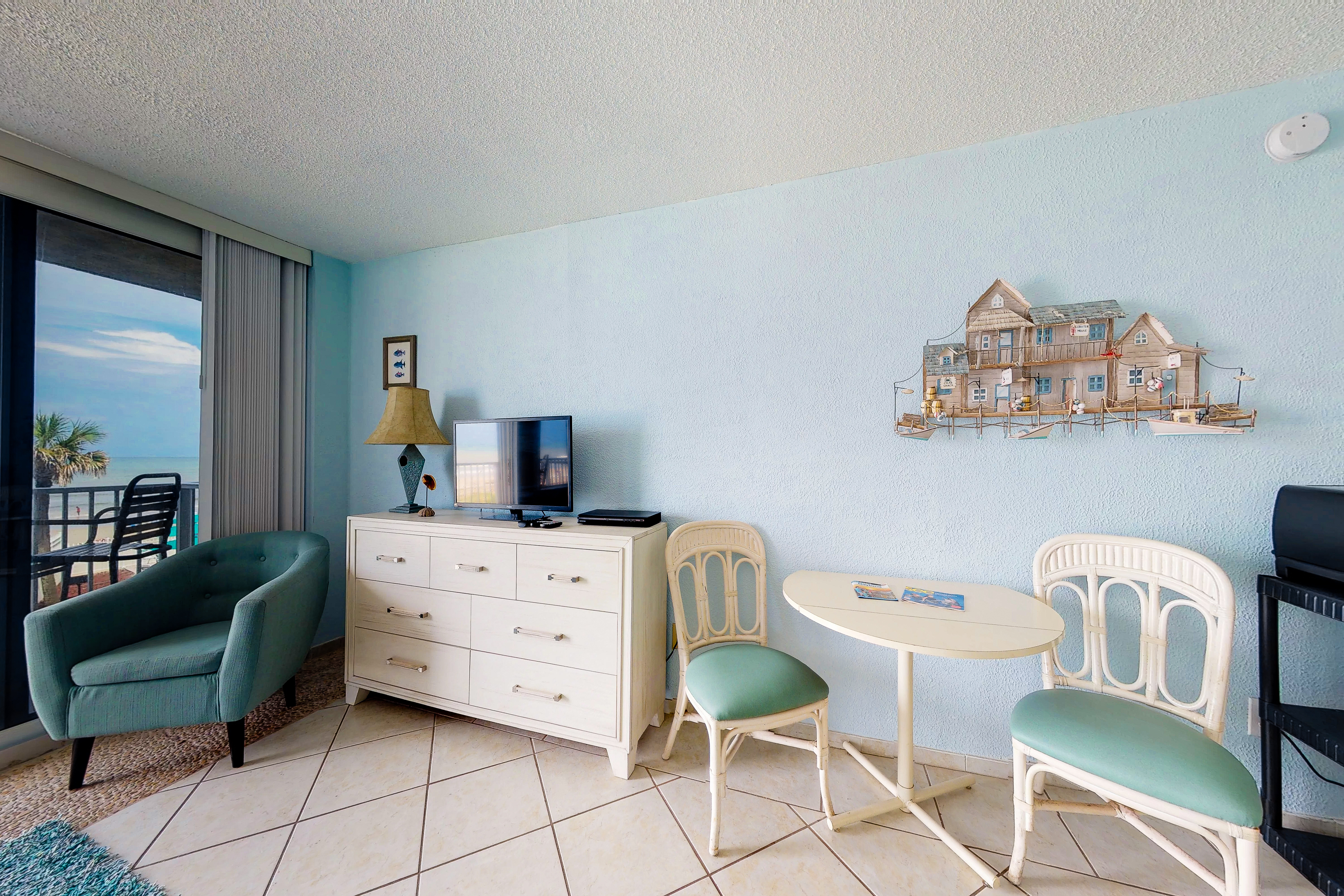 Daytona Beach Condo 905011 Daytona Beach Condo 905011