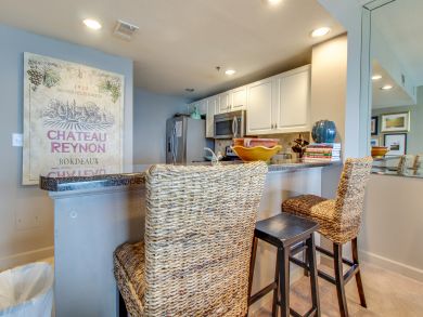 Stunning Views from this 2 Bedroom High Rise Condo in Destin