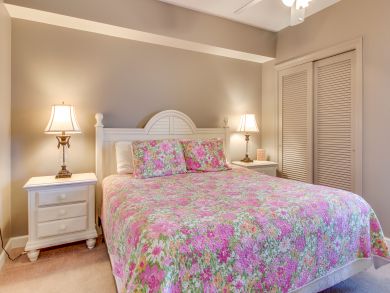 Stunning Views from this 2 Bedroom High Rise Condo in Destin