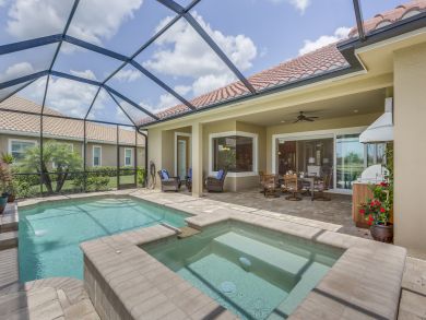 Naples Home 905042
