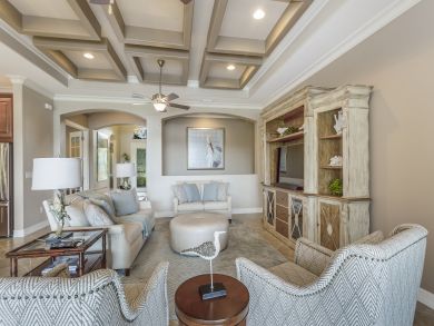 Naples Home 905042