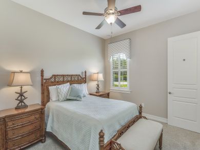 Naples Home 905042