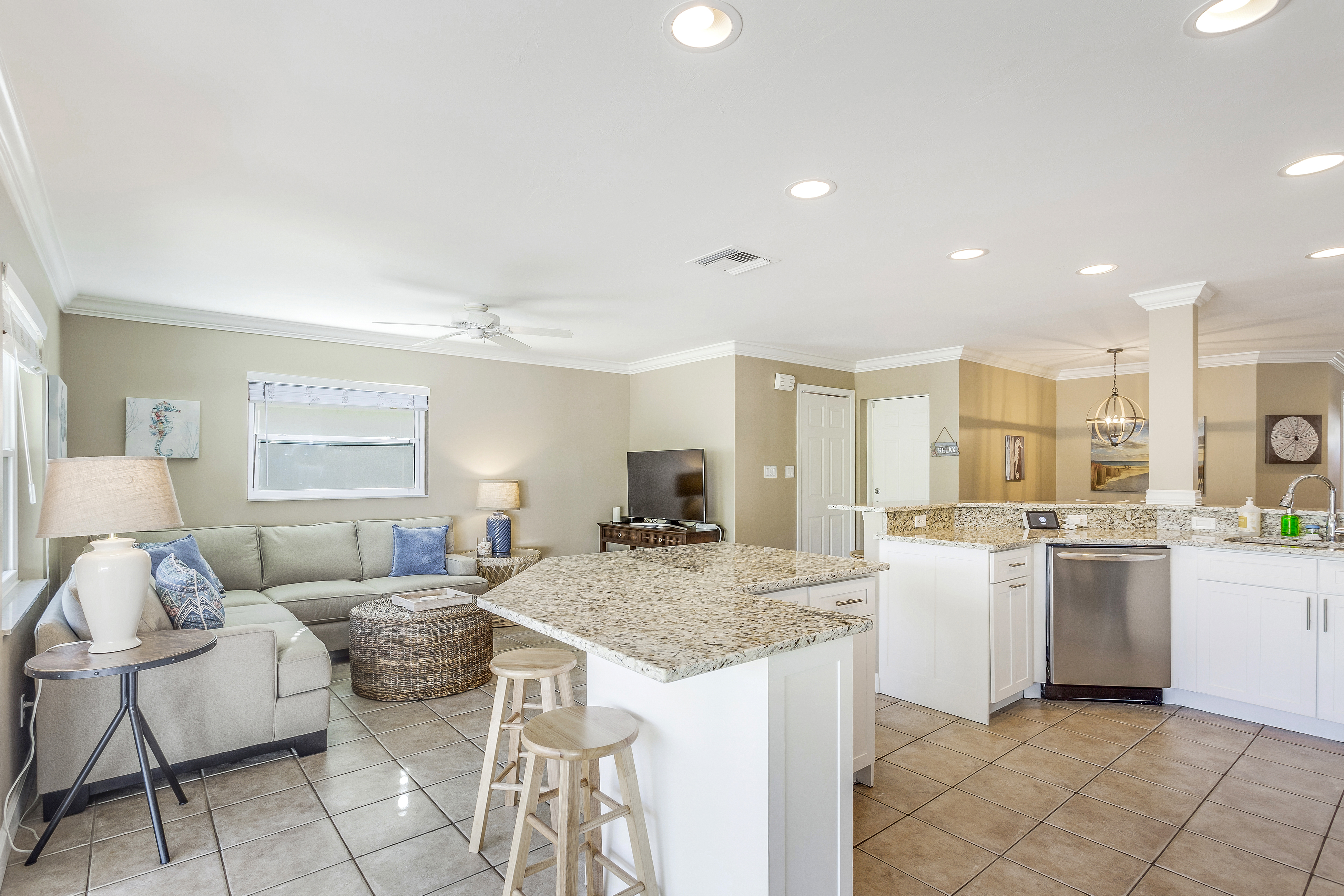 Naples Home 905046