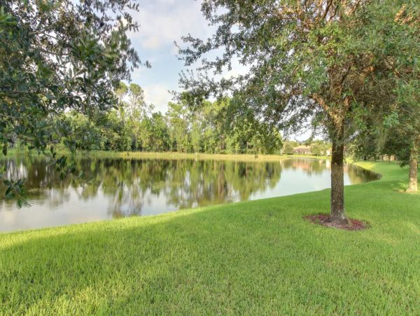 Four Bedroom Home in Naples with Private Pool and Spa