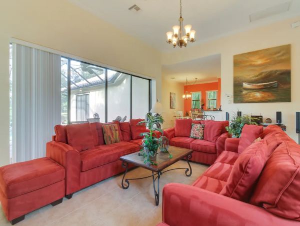 Four Bedroom Home in Naples with Private Pool and Spa