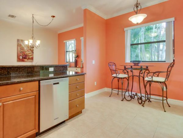 Four Bedroom Home in Naples with Private Pool and Spa
