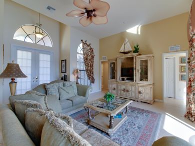 Naples Home 905064