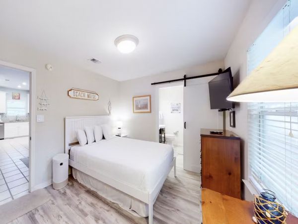 Destin Vacation Home Sleeps Ten Guests