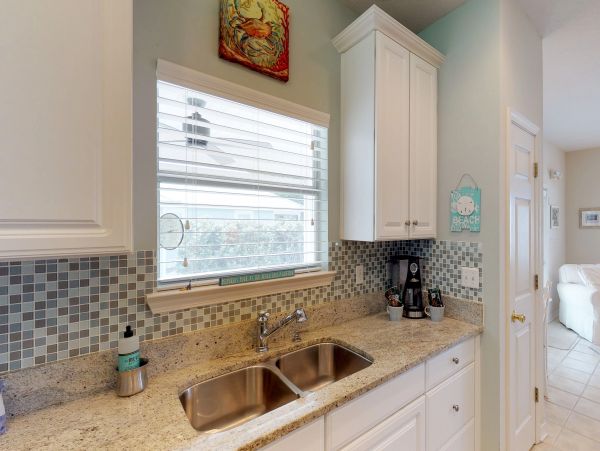 Destin Vacation Home Sleeps Ten Guests