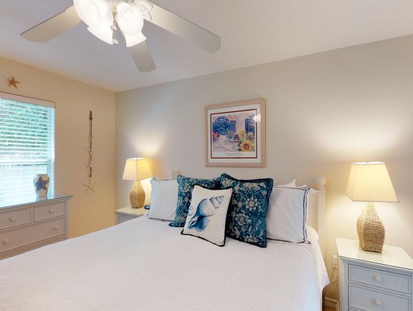 Destin Vacation Home Sleeps Ten Guests