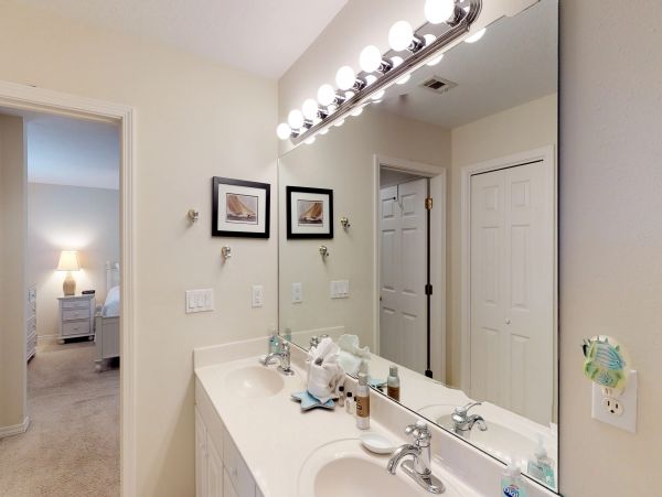 Destin Vacation Home Sleeps Ten Guests