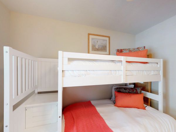 Destin Vacation Home Sleeps Ten Guests